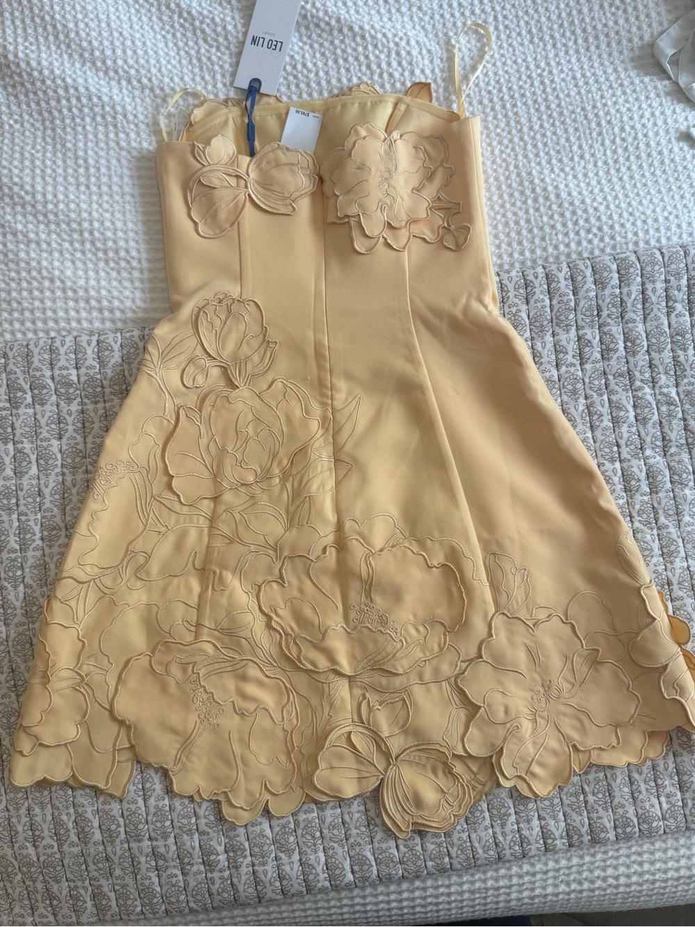 NWT Leo Lin Ayla Strapless Floral Appliqué Mini Dress in Pale Yellow - Picture 5 of 5